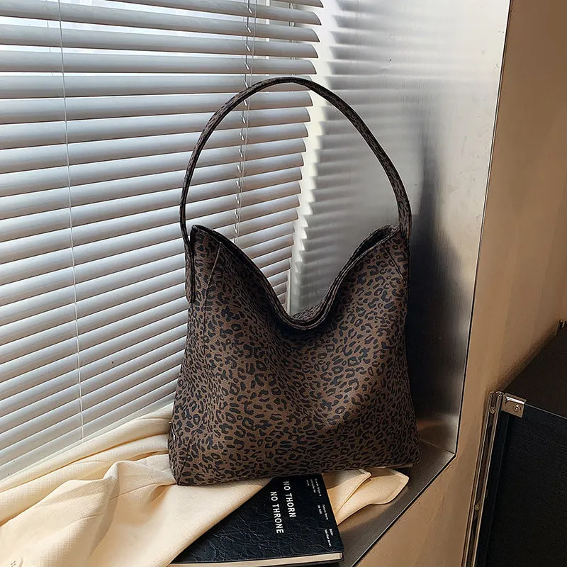 Women's leopard print large capacity horizontal square PU shoulder bag in brown and leopard coffee tones