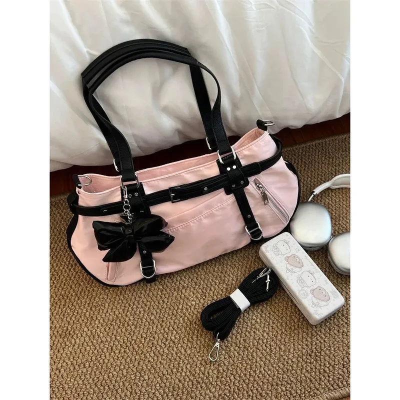 Soft PU motorcycle satchel with headwind texture, underarm design, horizontal square shape in black colour