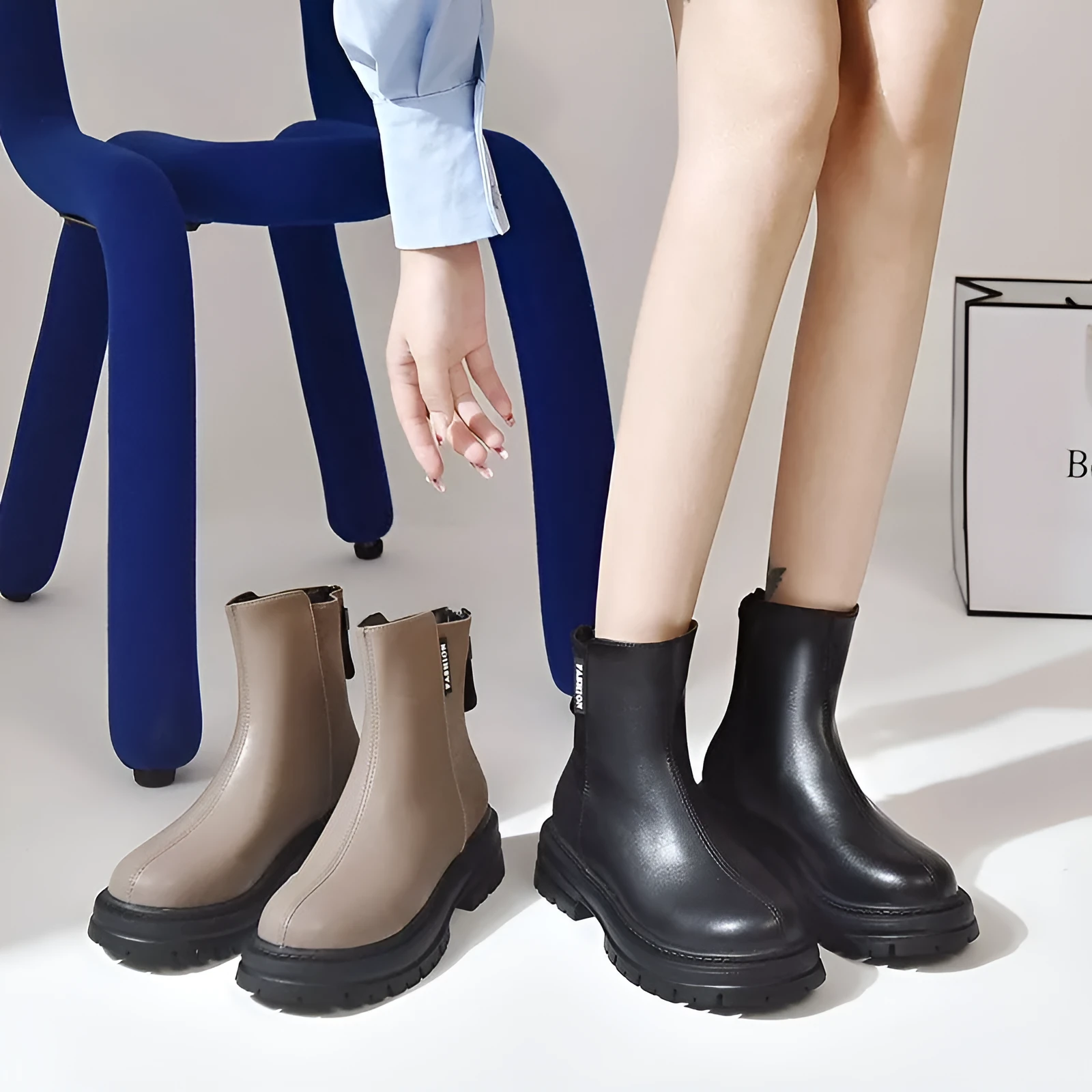 Large size women's platform Martin boots in solid colour, black, low tube, rubber sole