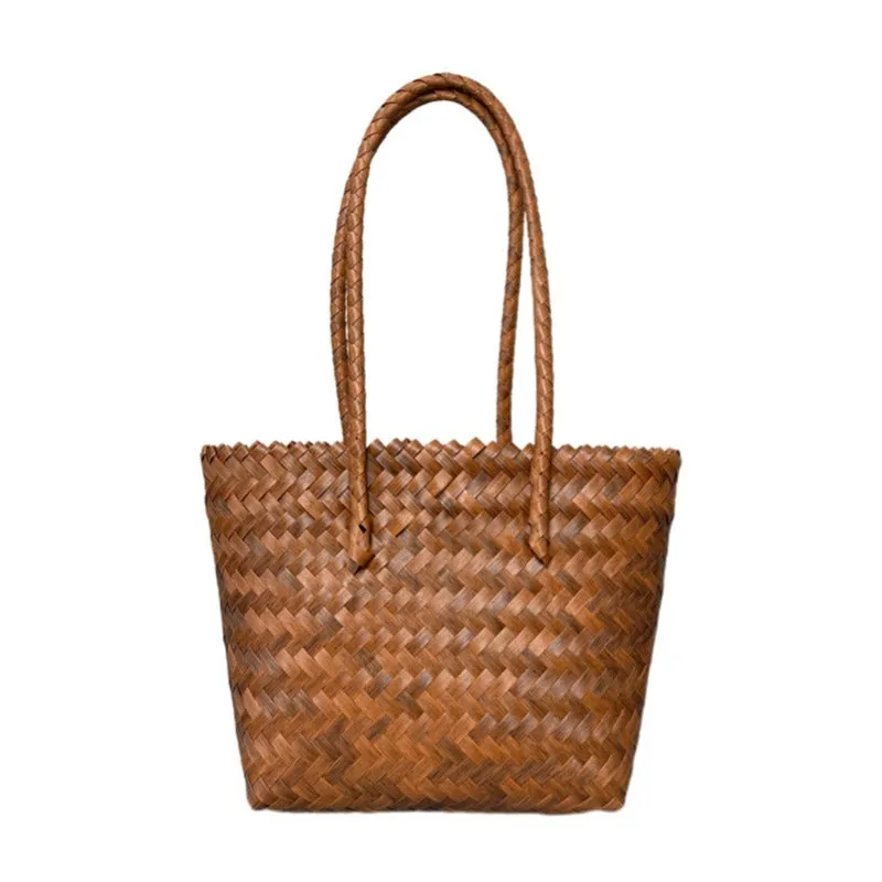 PVC straw shoulder bag in beige, square vertical shape, double connector strap, 22x12x22cm size