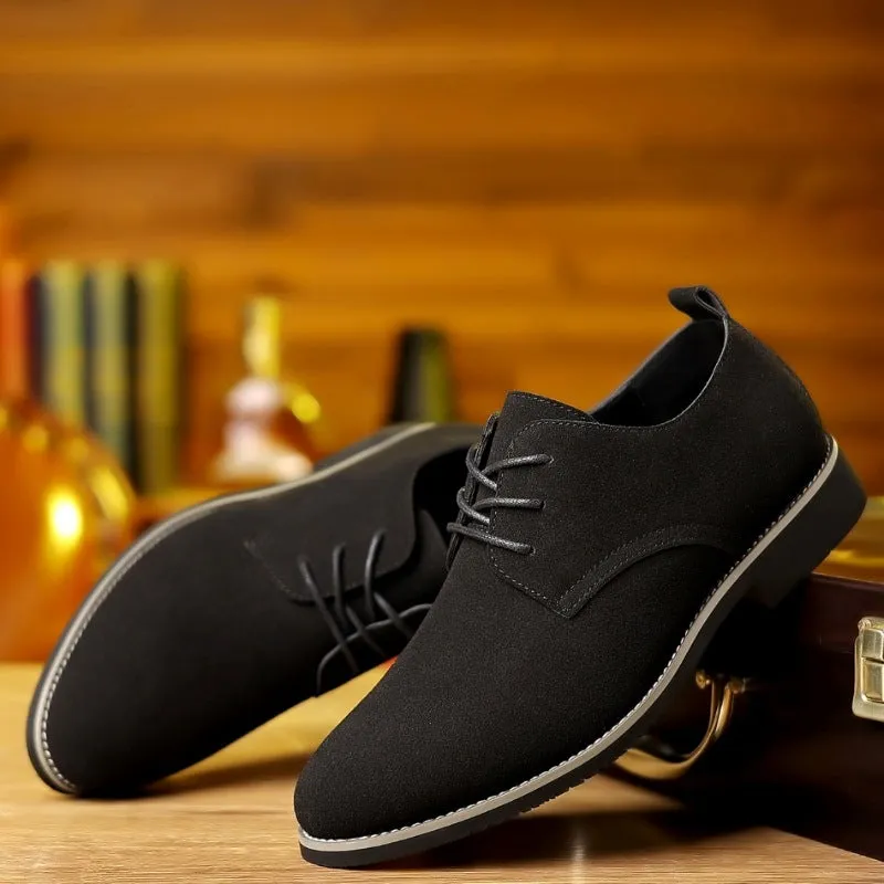Large size men's casual leather shoes with artificial PU upper and rubber sole in khaki colour, low-top round toe design