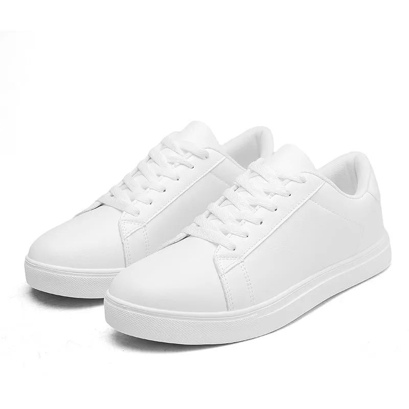 Men's casual lightweight soft-soled sneakers with rubber sole and lace-up closure