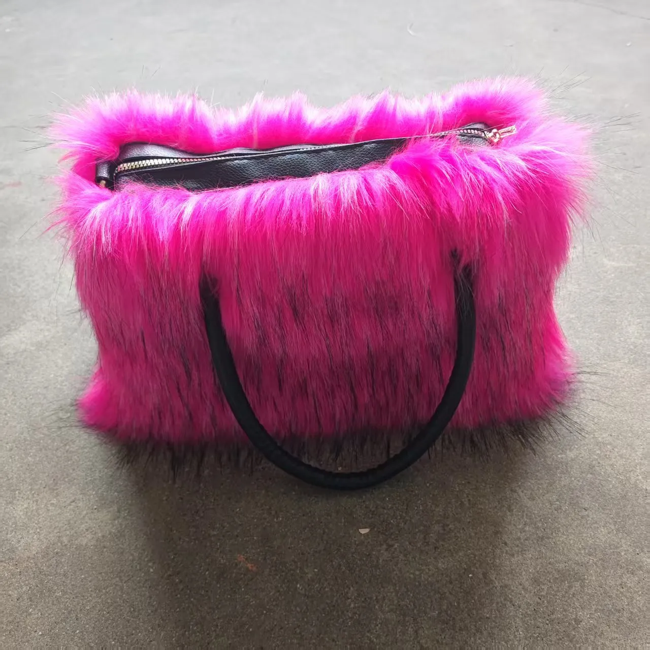 Soft plush handbag shoulder tote with double straps and three-dimensional outer pocket in multiple colours