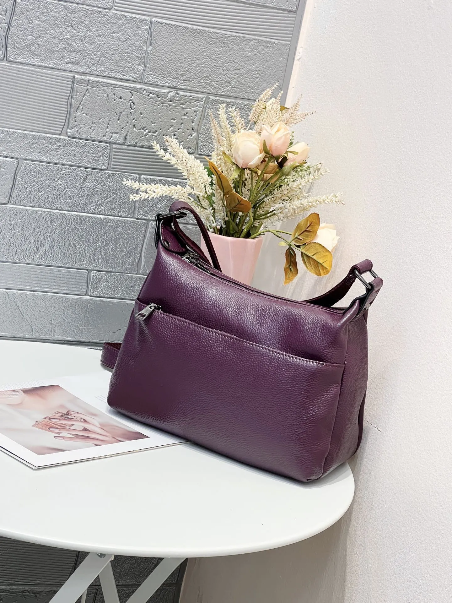 Genuine leather large capacity crossbody shoulder bag in black plaid with horizontal square shape