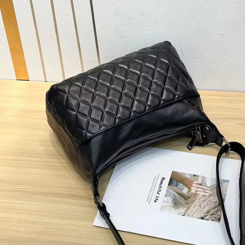 Genuine leather large capacity crossbody shoulder bag in black plaid with horizontal square shape