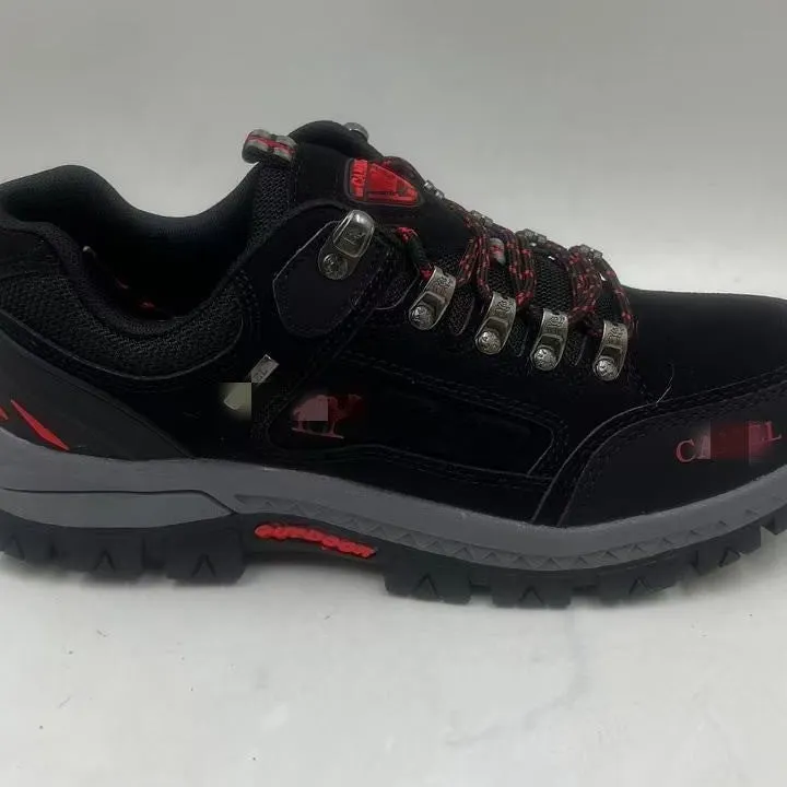 Men's non-slip outdoor hiking shoes with synthetic leather upper and rubber sole, colour Black And Red