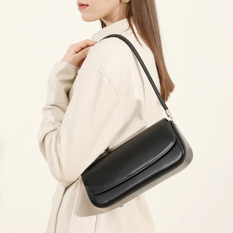 Genuine leather women's saddle bag in caramel, horizontal square shape with double straps