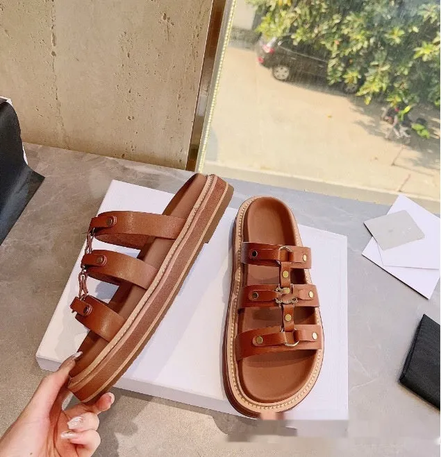 Women's white Roman sandal slippers made from sheepskin leather with patent leather finish