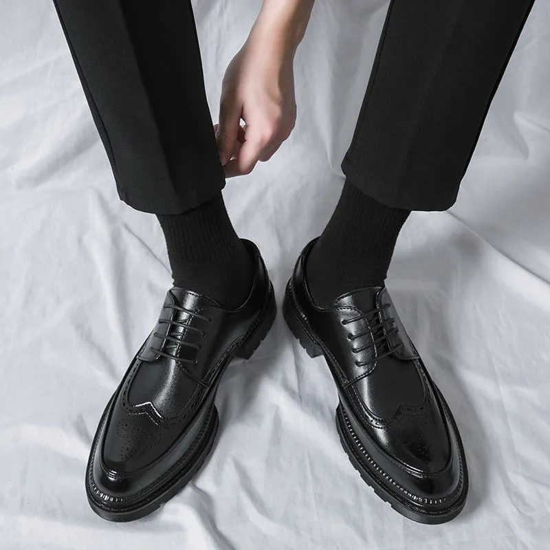 Men's Korean-style pointed leather shoes low-top PU upper rubber sole black colour available in sizes 38-46