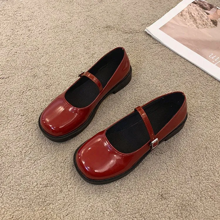 Women's solid colour French vintage leather shoes with flat heel and round toe in red, black and grey options
