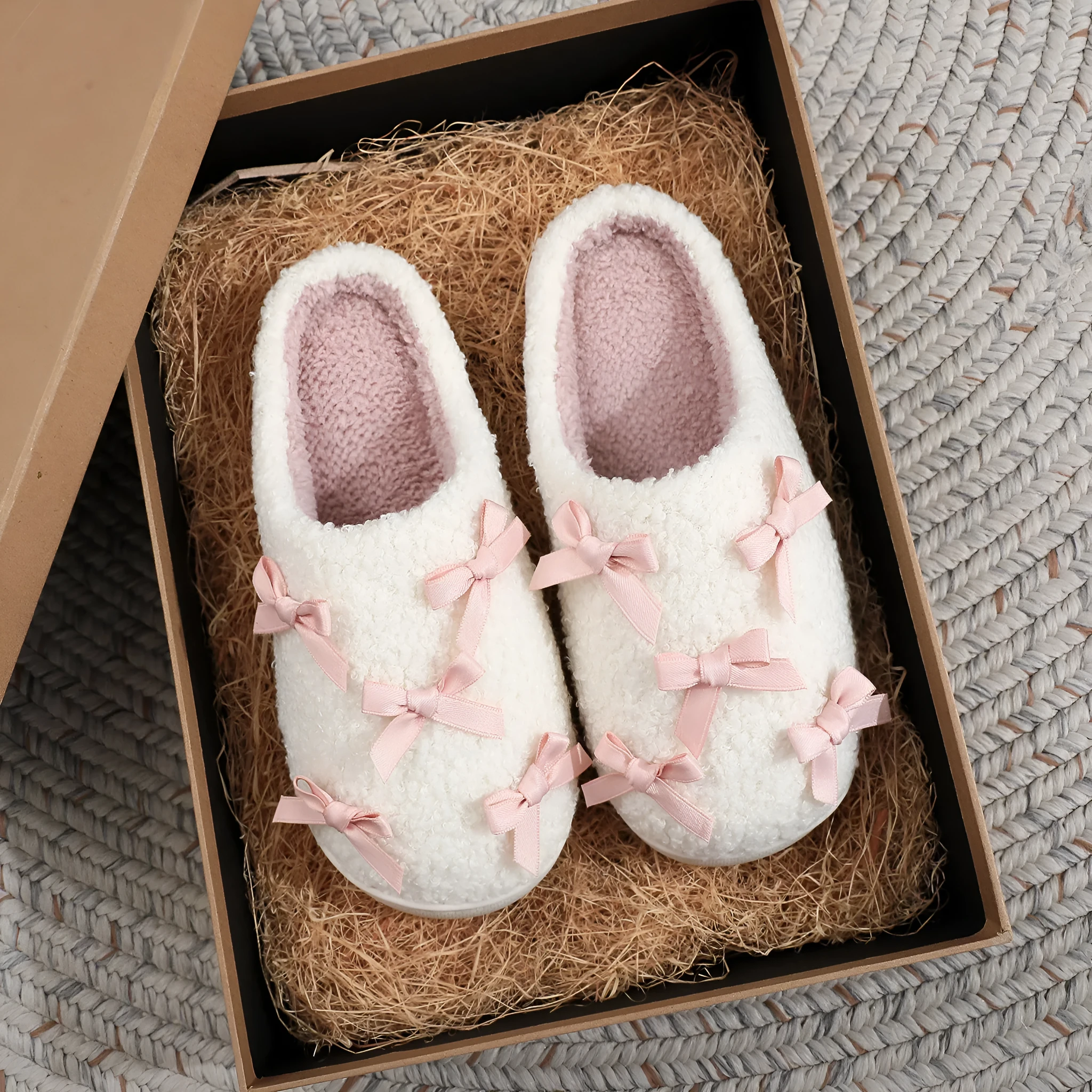 Women's Korean style bow slippers in white and pink, plush upper, TPR sole, flat heel, sizes 36-45