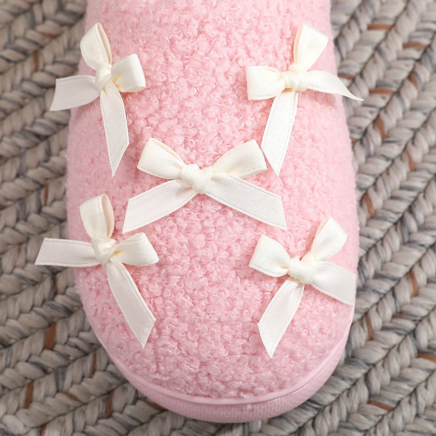 Women's Korean style bow slippers in white and pink, plush upper, TPR sole, flat heel, sizes 36-45