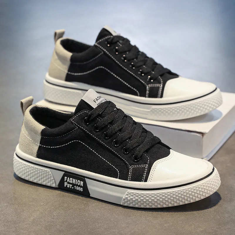 Men's soft-soled casual canvas shoes in beige with round toe and lace-up closure