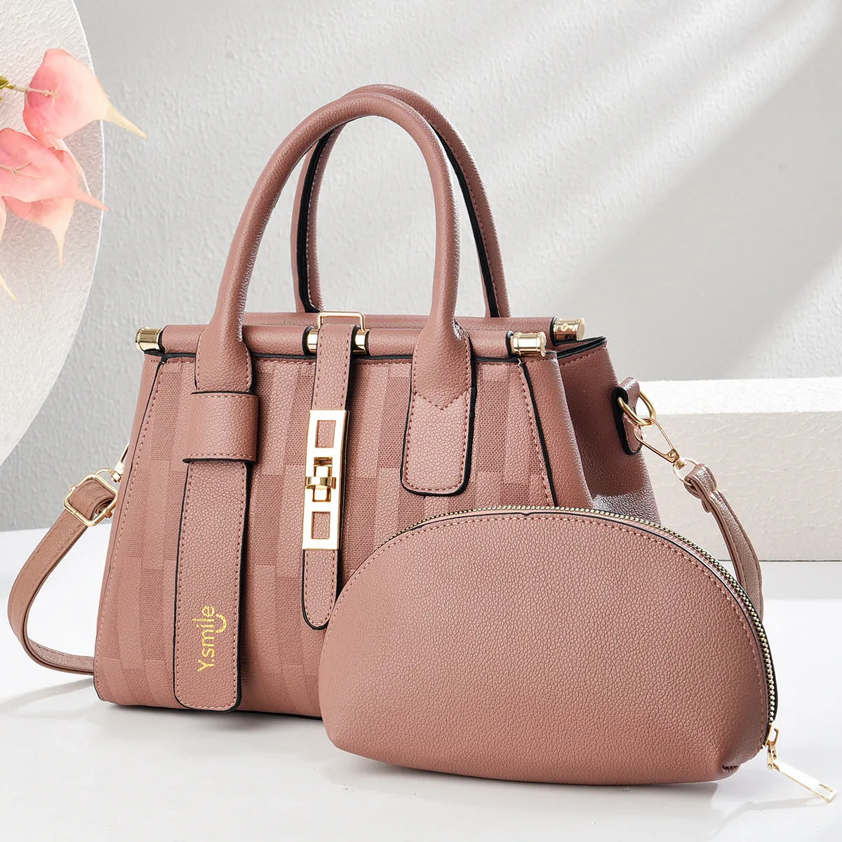 Women's round crossbody shoulder bag in PU material with adjustable strap and polyester lining