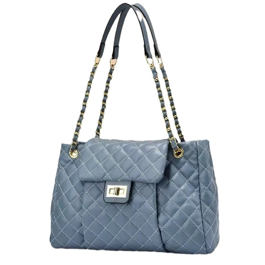 Women's solid colour PU messenger bag with diamond grid pattern and chain detail, horizontal square shape