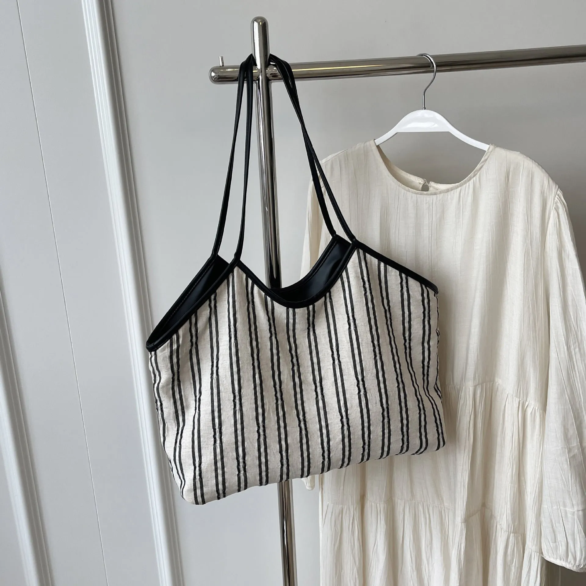 Striped cloth simple Korean style bucket shoulder messenger bag for women with peach skin lining and beige ribbon scarf