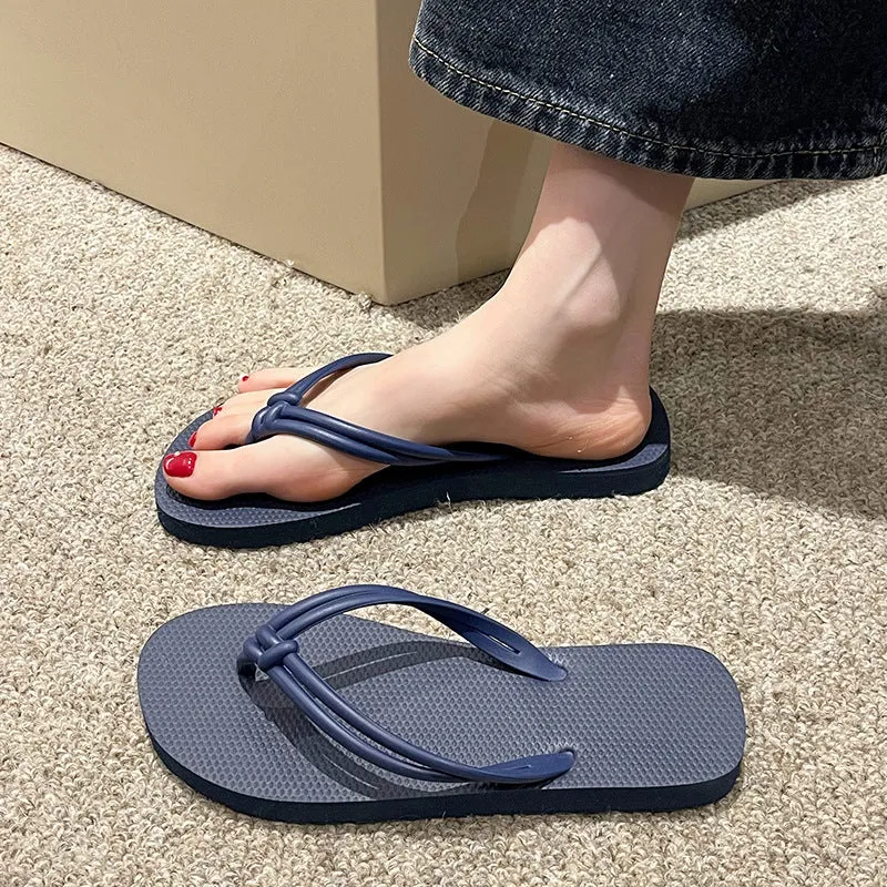 Men's PVC flip flops in five colours with injection moulded soles and toe-covering design