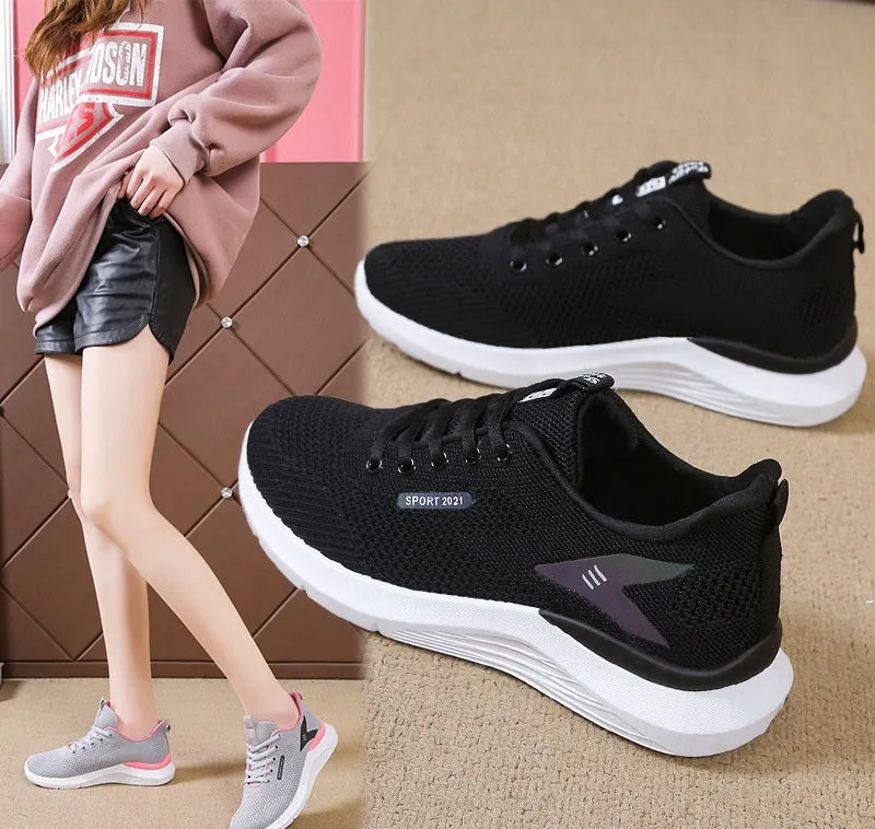 Low-top women's casual running shoes in beige with mesh upper, round toe, and front lace-up closure