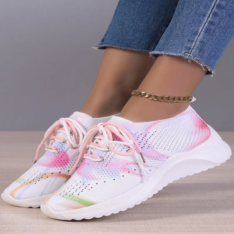 Women's graffiti colour sports shoes with cotton lining, low heel, available in green