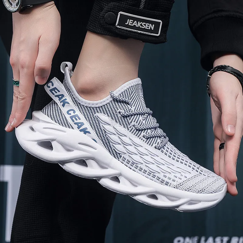 Blade mesh sports and leisure running shoes in solid colour, low-top with round toe and lace-up fastening