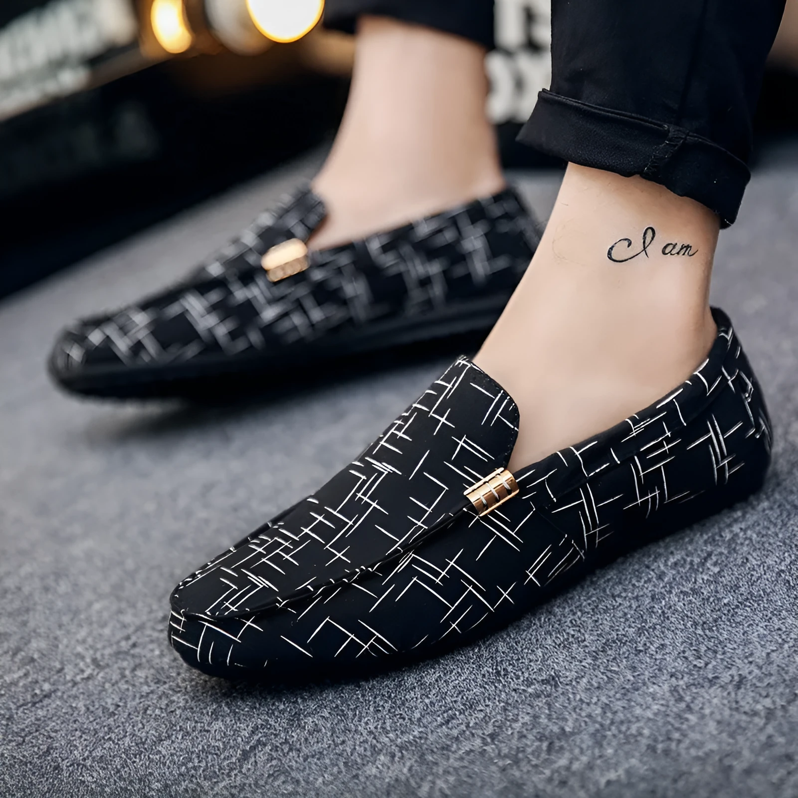 Canvas casual lazy shoes with cloth upper and rubber sole in black, side view