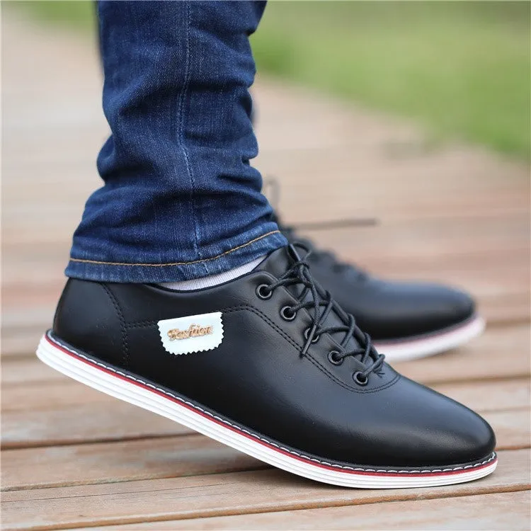 Non-slip leather sailing shoes with lace-up closure available in multiple colours for spring season use