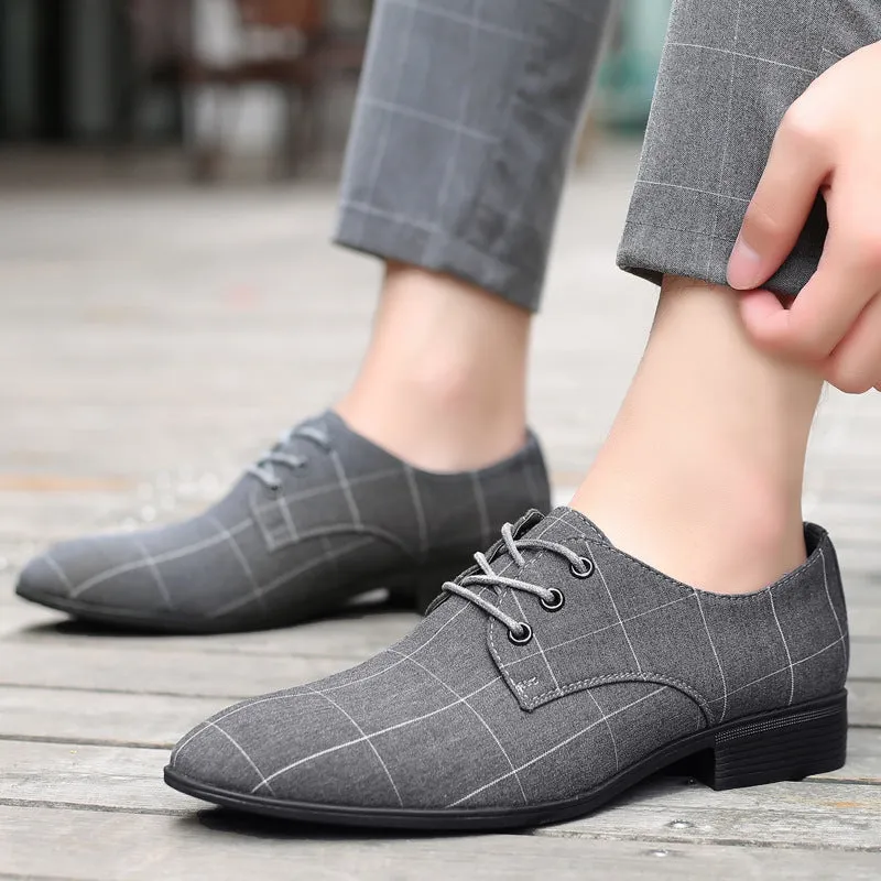 Men's casual canvas leather lace-up shoes with grid pattern, black colour, low heel