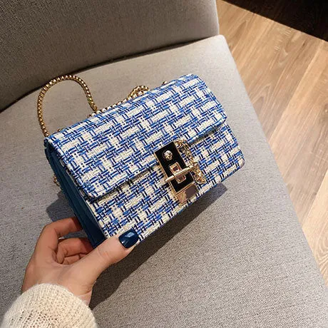 Foreign gas chain casual small square bag in advanced PU with shoulder strap, L size 8x12x17cm, black colour, front view