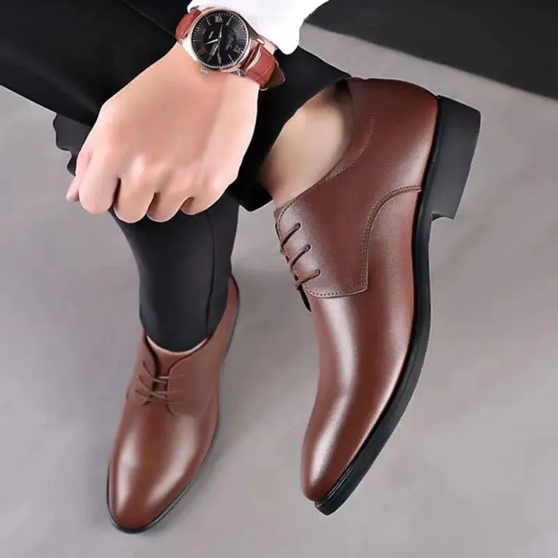 Men's black PU leather shoes with pointed toe and sequins on rubber sole, business style