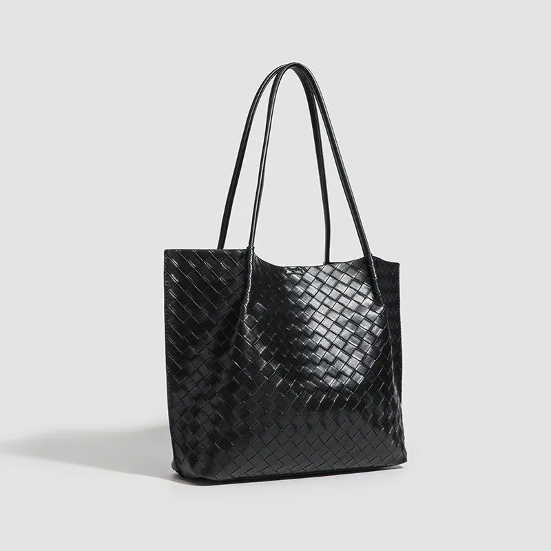 Women's PU tote bag in Black New with woven front detail and short handles
