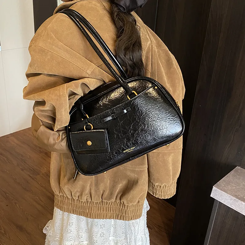 Women's retro PU shoulder bag in black with horizontal square shape and double shoulder straps