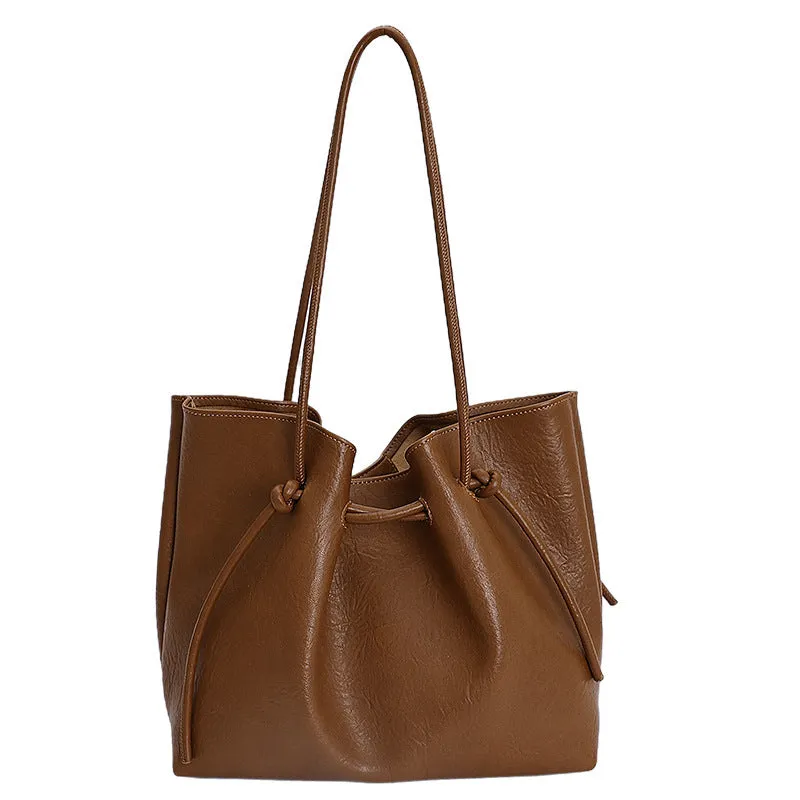 Retro easy matching shoulder commuter tote bag in PU with fold details, black colour, medium hardness