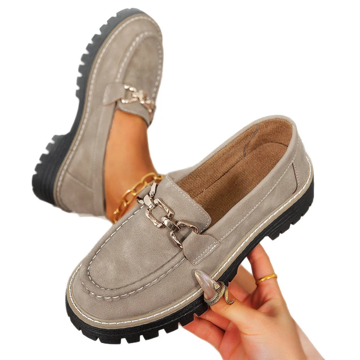 Women's flat bottom loafers with a thick platform heel in a solid colour, PU upper, and round toe shape.