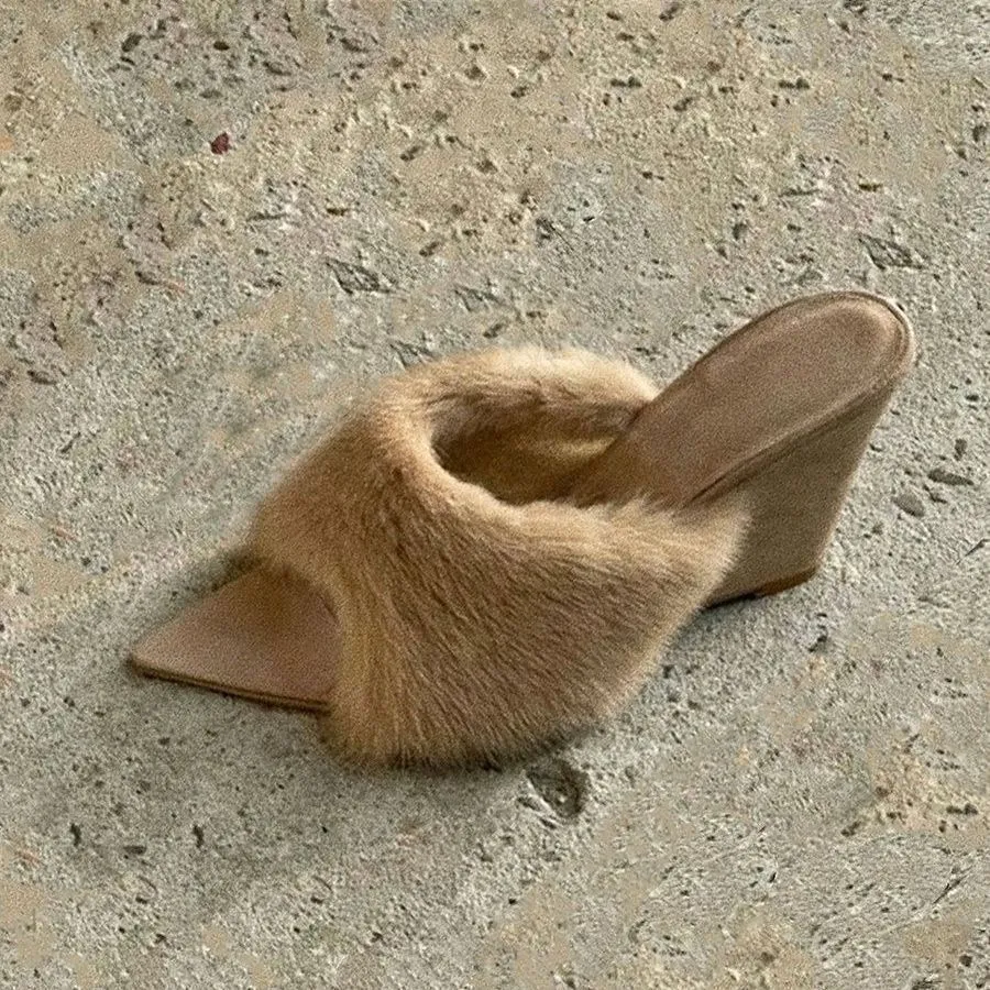French casual wedge slippers in apricot with artificial plush upper and rubber sole