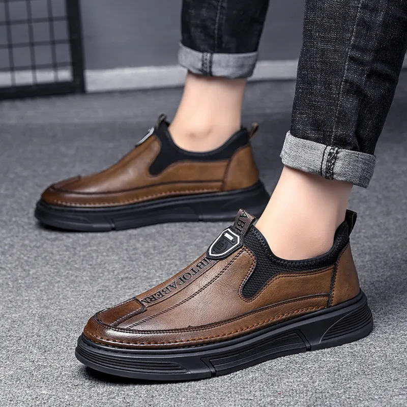 Men's solid colour leather casual shoes with round toe design in black or brown options