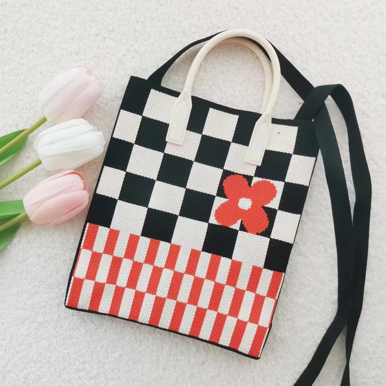 Women's polyester crossbody handbag in square vertical shape with striped pattern