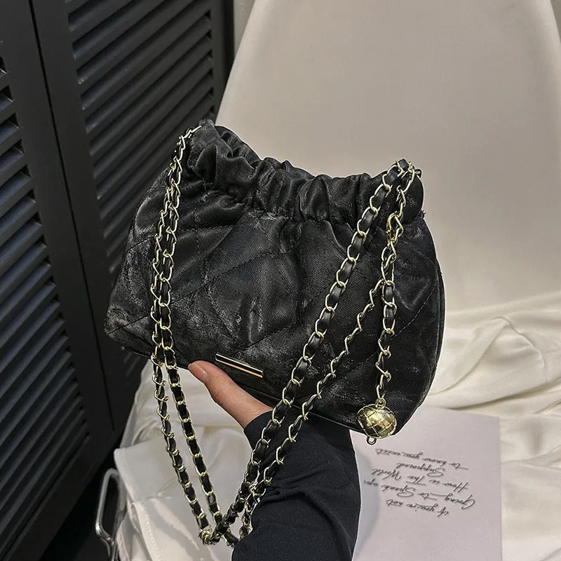 Fashion Rhombus Chain Shoulder Messenger Bag in soft PU leather, horizontal square shape, single strap, colour options black blue pink white