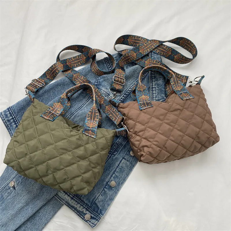 Soft Oxford cloth messenger bag in horizontal square shape with single shoulder strap