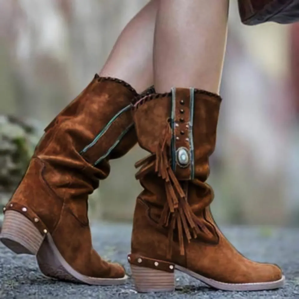 Women's tassel boots with thick heel in camel colour, mid-calf shaft with sewing detail