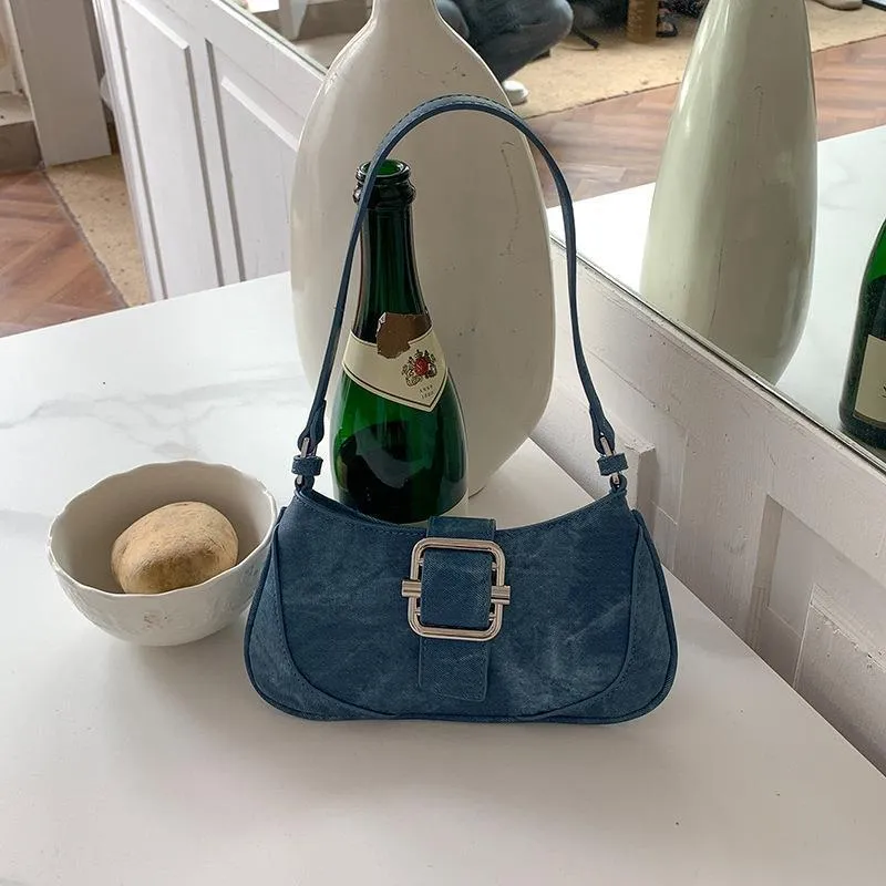 Retro underarm baguette bag in PU with high-grade stitching, sandwich pocket, and phone pocket