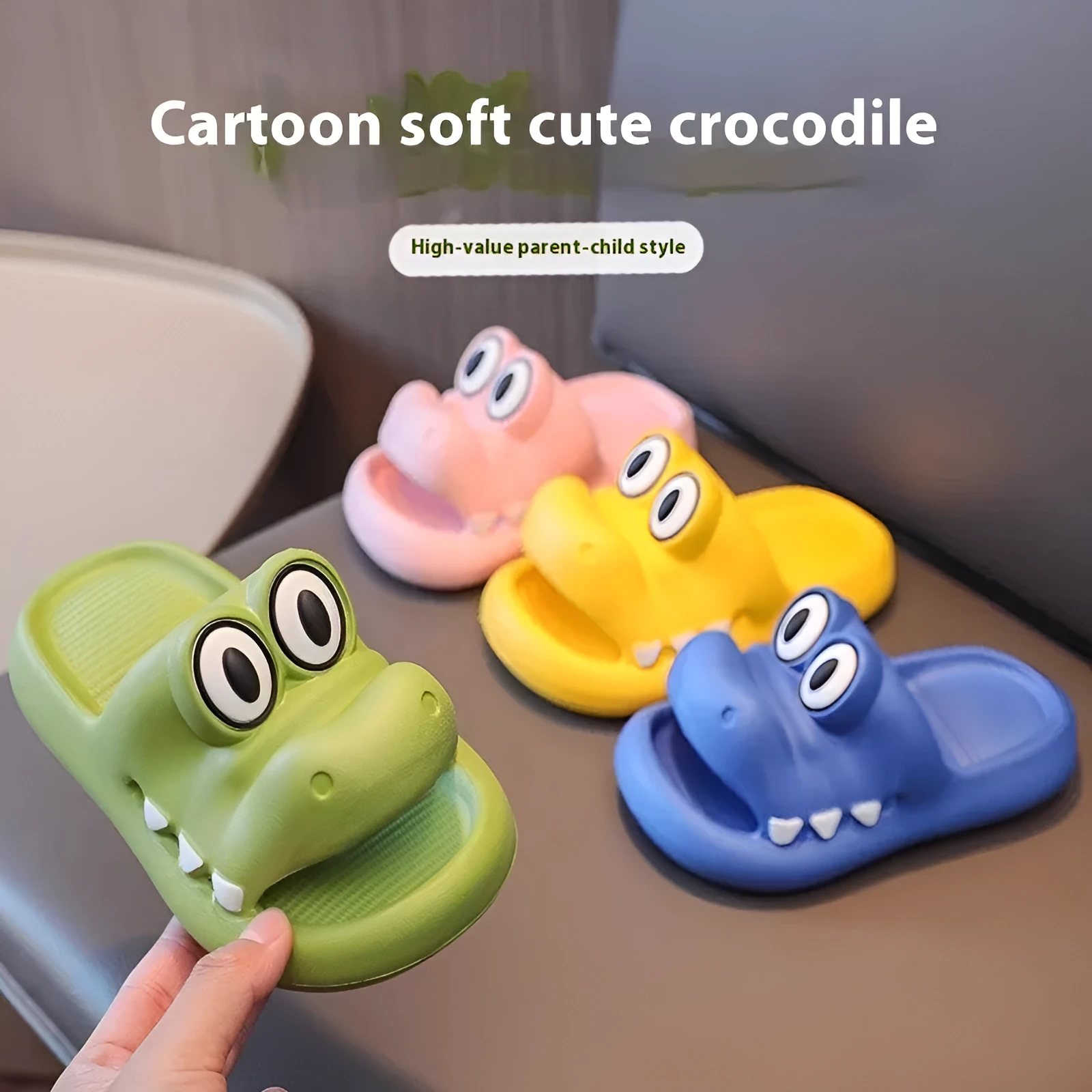 EVA animal pattern parent child sandals in pink, green, yellow, or blue for family outdoor wear