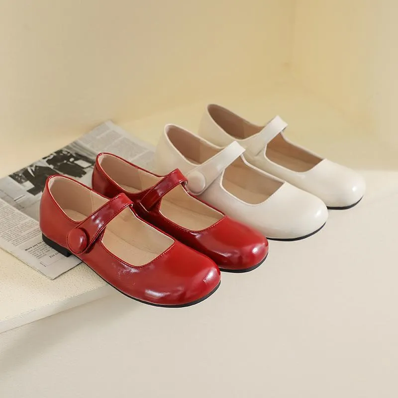Women's flat shoes in solid colour with microfiber upper, red and apricot options