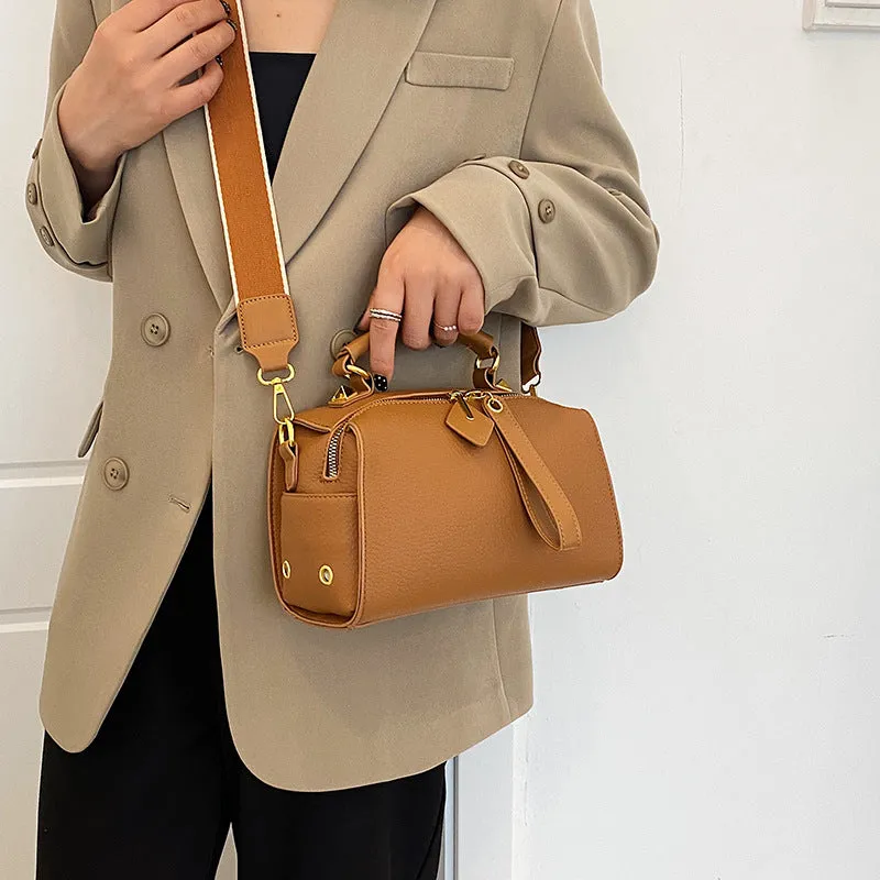 PU leather shoulder messenger bag in urban simple style with slit pocket and sewing thread detail