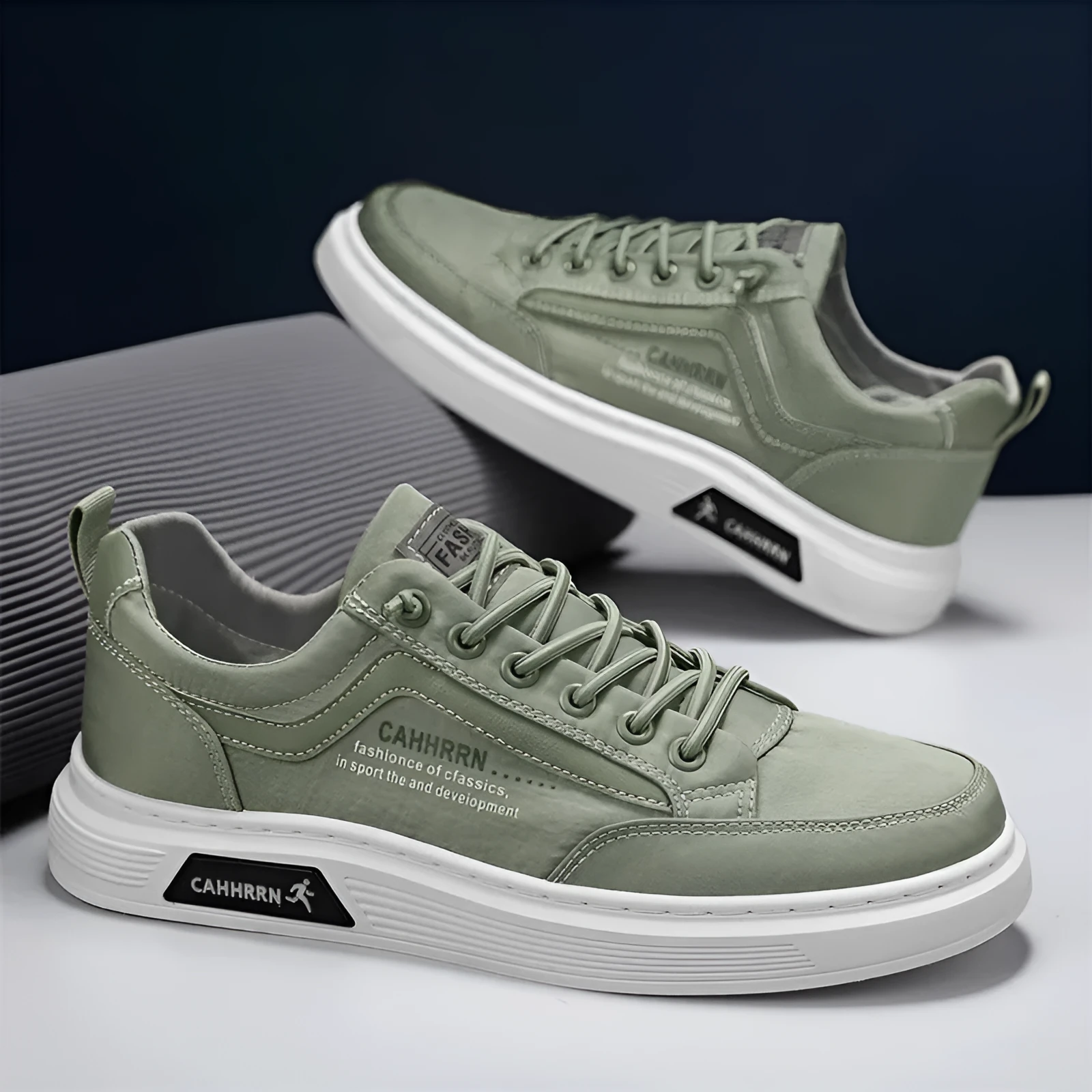 Retro elastic band men's casual sports shoes with umbrella cloth upper and PVC sole, in Army Green, low top, round toe.