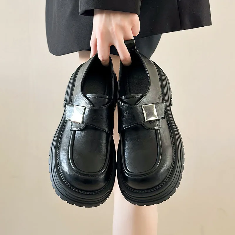 Women's retro platform loafers in brown PU leather with square heel and round toe