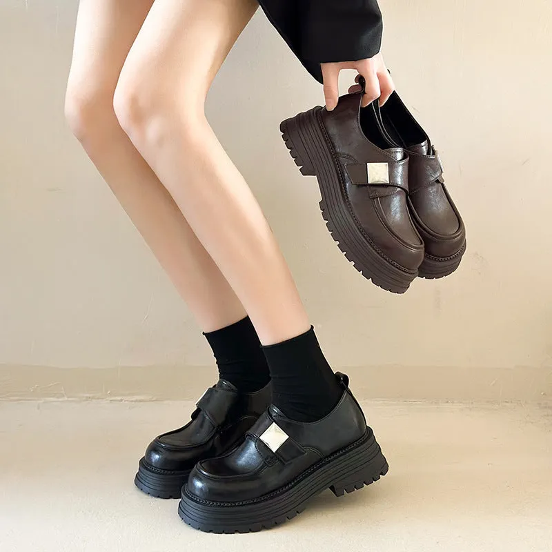 Women's retro platform loafers in brown PU leather with square heel and round toe