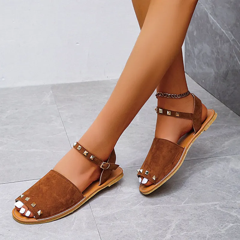 Women's Roman sandals with buckle fastening, fish-mouth toe, and frosted PU upper in beige