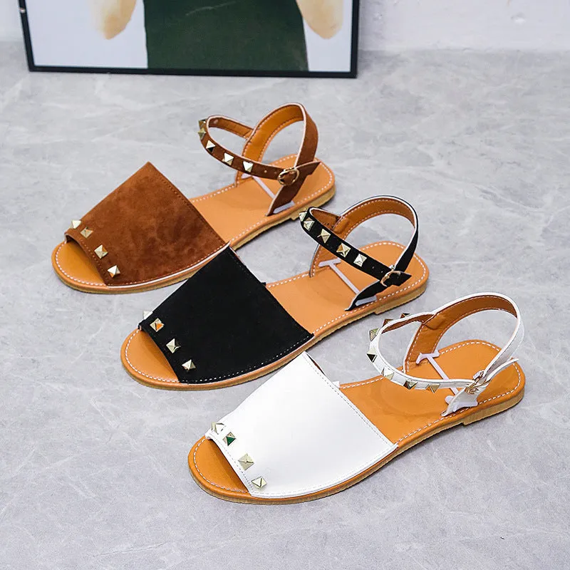 Women's Roman sandals with buckle fastening, fish-mouth toe, and frosted PU upper in beige
