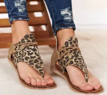Women's flat cushioned sandals with synthetic upper and rubber outsole in multiple colour options