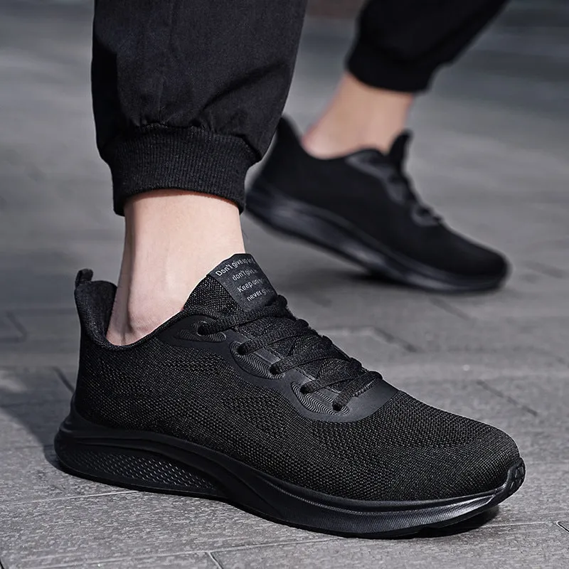 Men's lace-up running shoes with mesh upper, low-top platform sole, solid colour design, spring casual wear